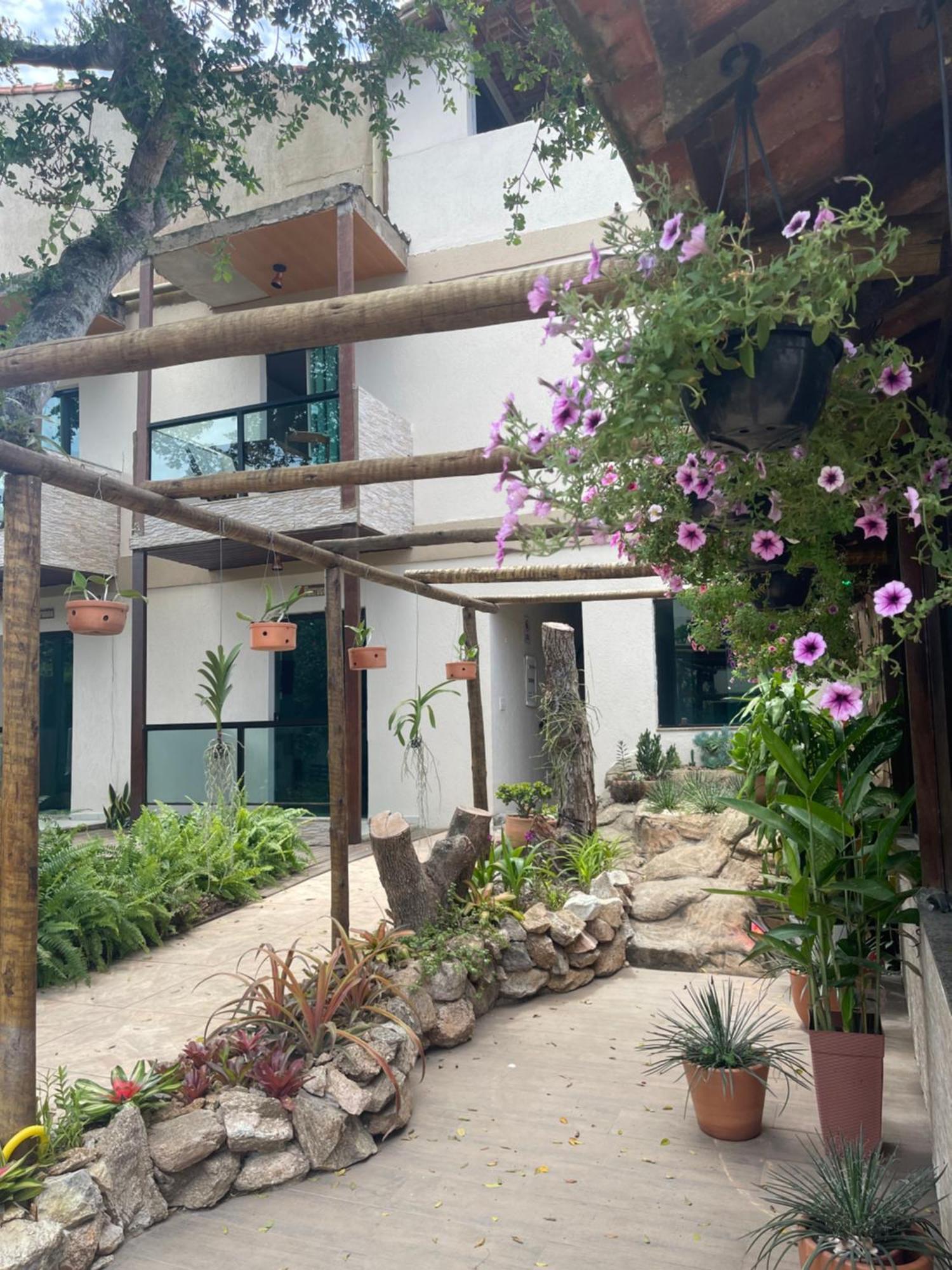 Bon Vivant Inn Cabo Frio